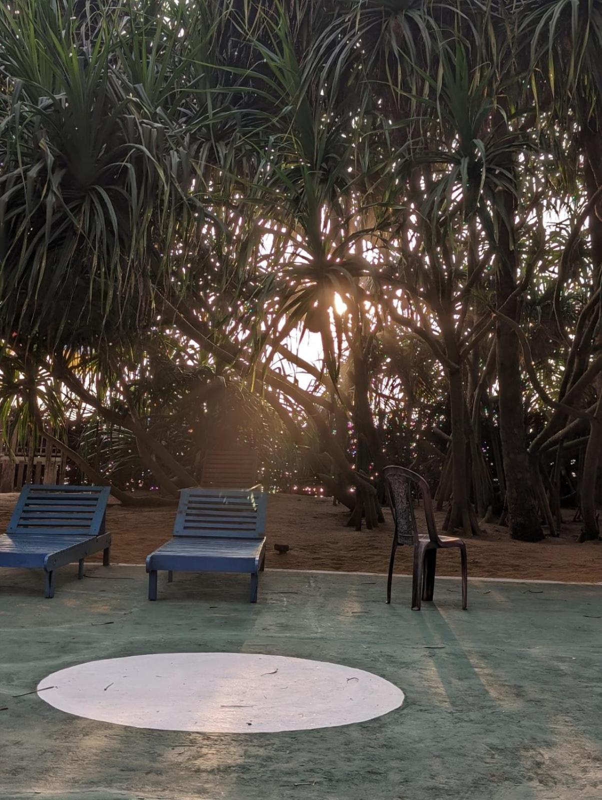 Lavila Beach Cottage Wadduwa Bagian luar foto