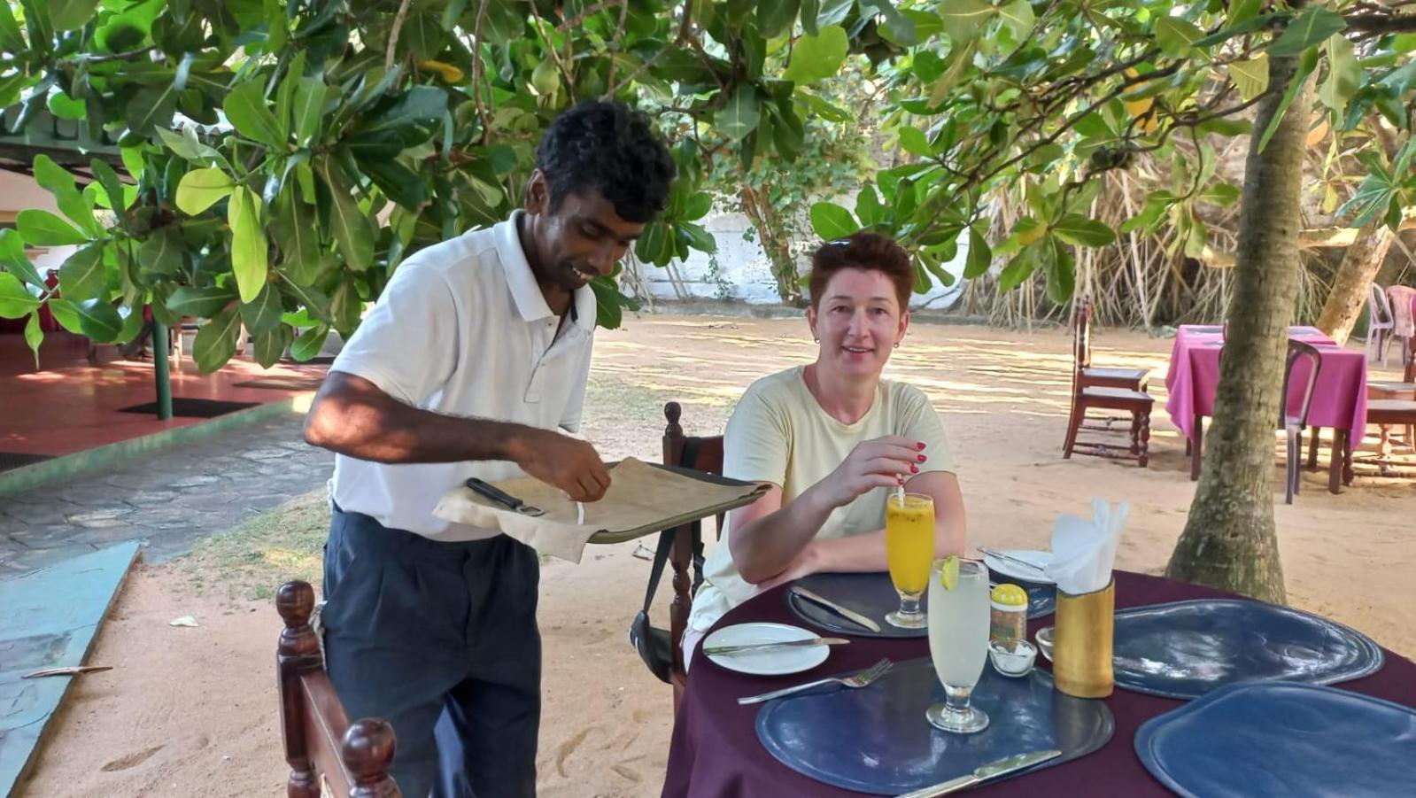 Lavila Beach Cottage Wadduwa Bagian luar foto