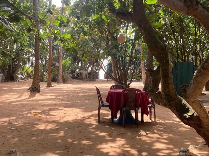 Lavila Beach Cottage Wadduwa Bagian luar foto